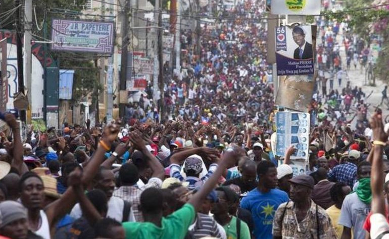 Haitians protest president Moïse's autocratic rule