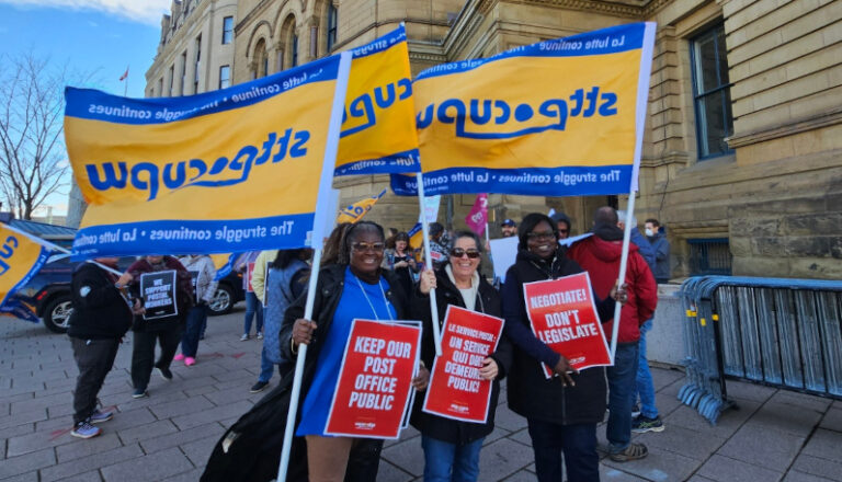 Postal Workers Fight for their Future